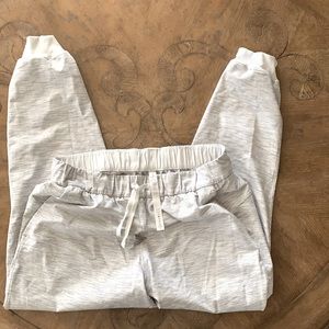 Lululemon Luxtreme high-rise joggers